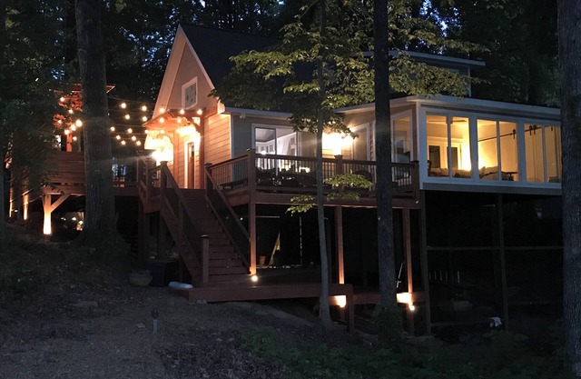 Welcome to Lake Lanier most charming memory making getaway!