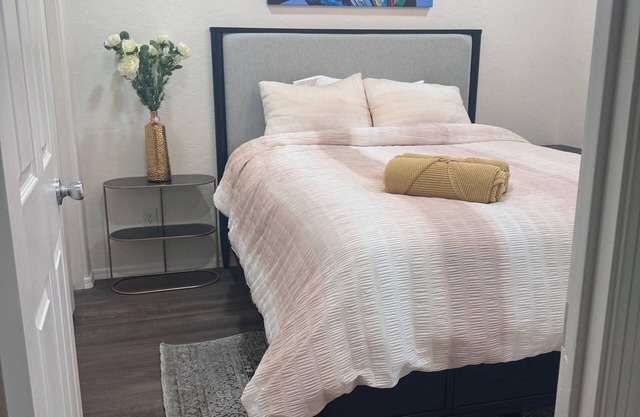 Welcome to Luxe Stays! Your beautiful retreat located in Ahwatukee, Arizona.