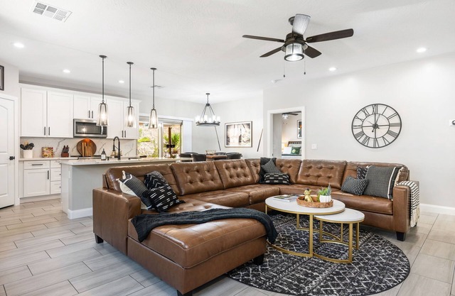 Welcome to our 19th Hole! Golfer's Choice! AC, WiFi, W/D, BBQ, Big TVs, Garage