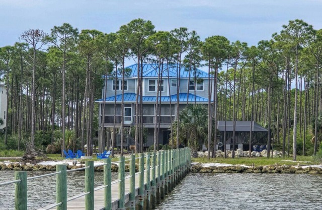 Welcome to TenneSea Sunset!