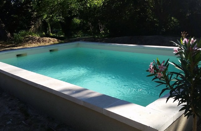 Willkommen in der Dovecote, Unterkunft, einen beheizten Pool auf dem römischen, in der Nähe von cv