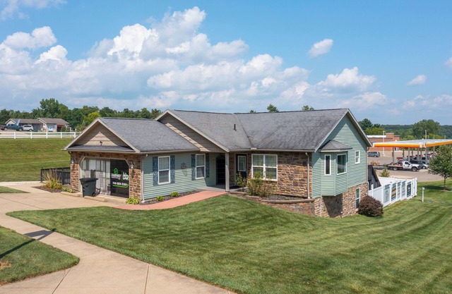Welcome to The Captain and Crew Quarters on Anchor Drive at Apple Valley Lake!