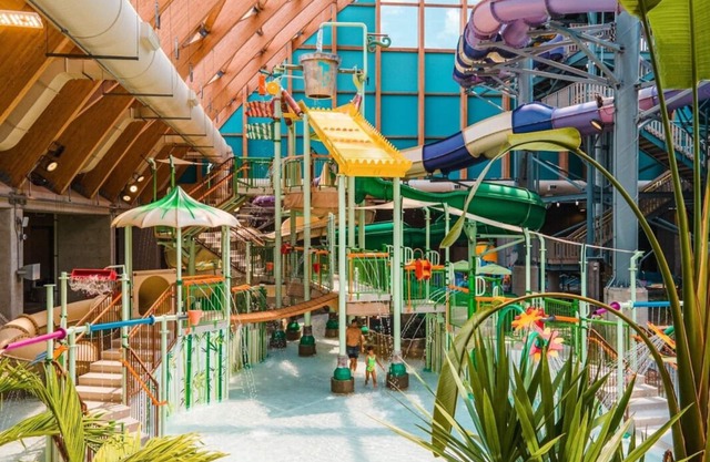 Welcome to the Catskill Mountains! 3 Big Accommodations w/ Patio! Waterpark!