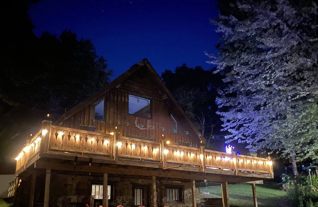 Welcome to the Porch on Lime lake! Stunning views will make great photographs!