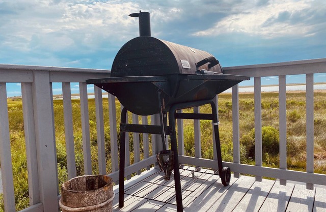 Welcome to The Reel Deal, located in Chauvin/Cocodrie....Sportsman's Paradise!
