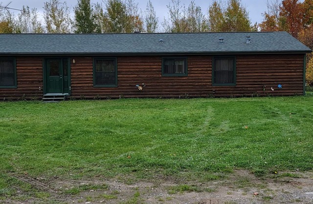 Willkommen im The Deer Drop Inn