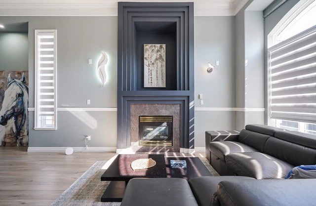 Welcome to this spacious and luxury 4bed 3 bath