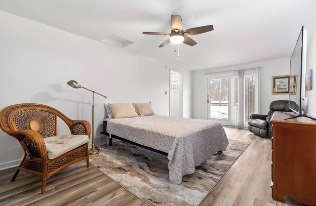 Welcome to your comfortable retreat in Saratoga Springs!