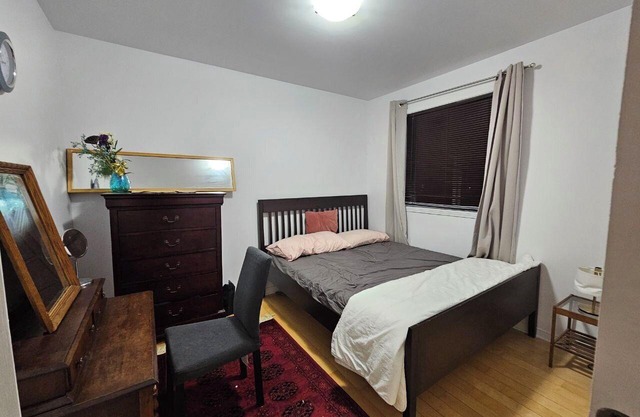 Welcome to Your Home Away From Home! 🏡✨ Comfort Awaits in Our Cozy treat!