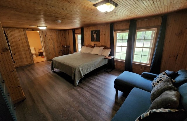 Welcome to your slice of heaven in the heart of wildlife wonderland