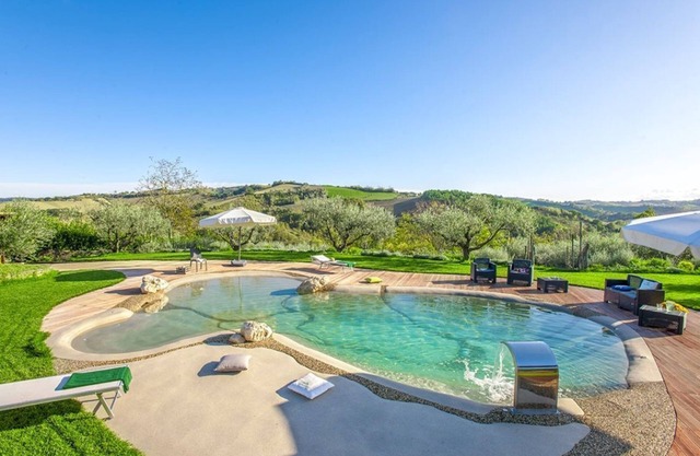 WILLKOMMEN, TRADITION, NATUR MIT POOL