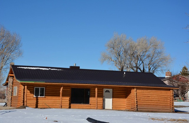 Welcome Travelers! Renovated Log Cabin at Wind River Landing, Dubois, WY