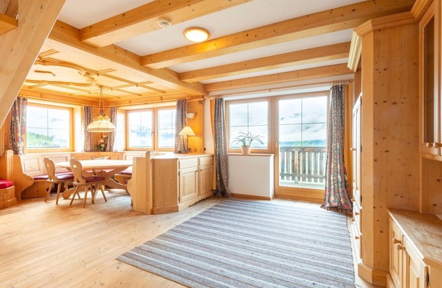 Einladende Wohnung in Stummerberg mit Terrasse