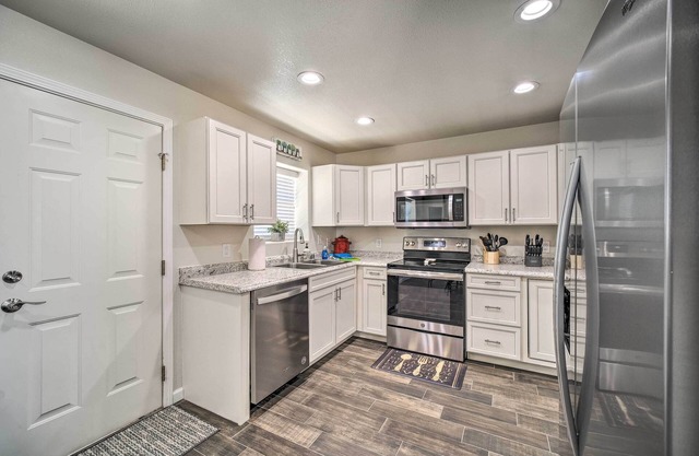NEW! Welcoming Carlsbad Home Near Parks & Town!