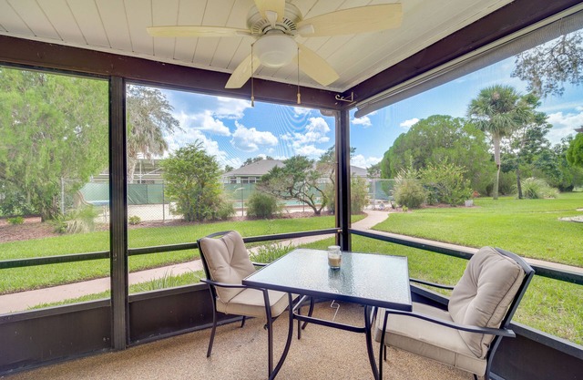 Welcoming Sebring Villa with Screened Porch!