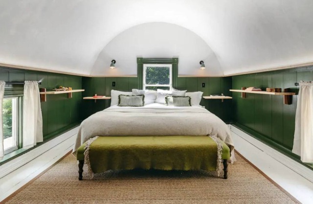 Well Crafted 2bd Stay in a 1880 Victorian Home