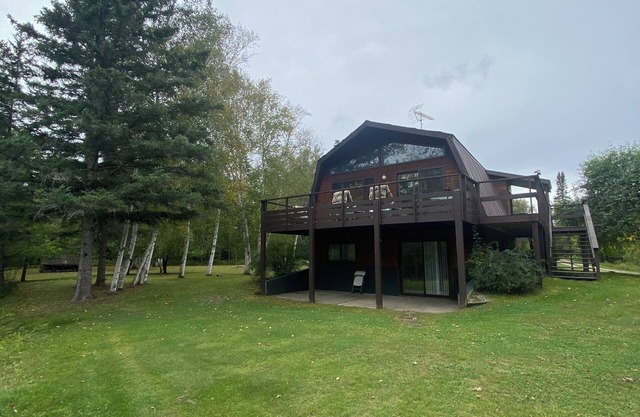 Wenzel's Woods, Pet Friendly. Fishing/Hunting/Hockey/Golf/ATVs