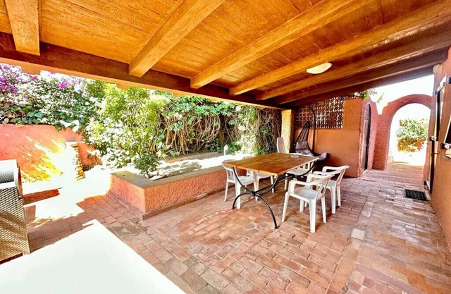 Wenzhouse in Monte Petrosu