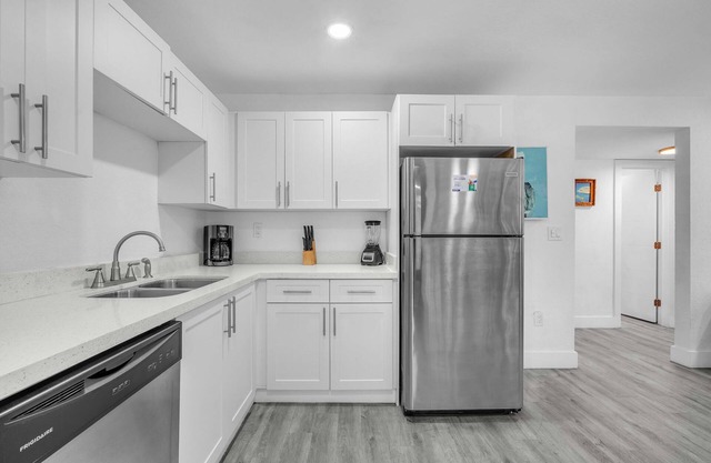 West Brickell APT #1 Free Parking-Family Friendly