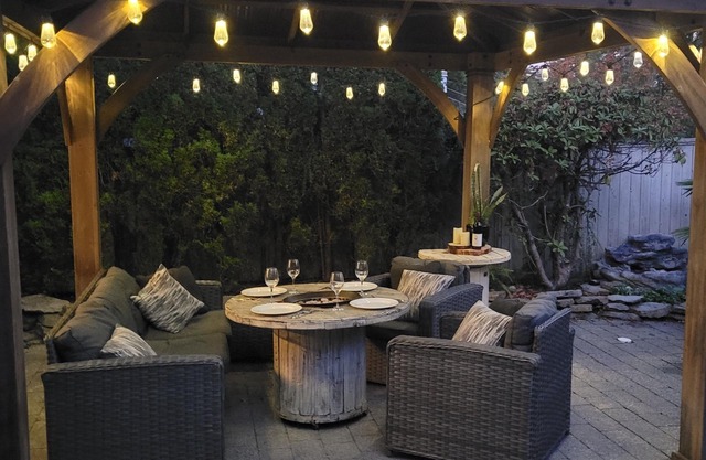 West Coast 3 Bedroom Garden Suite