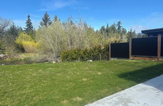 West Coast Executive Carriage House
