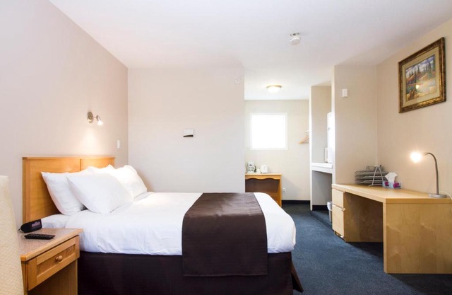 West Country Inn