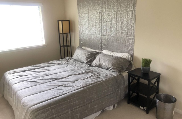 West Houston Townhome in Energy Corridor