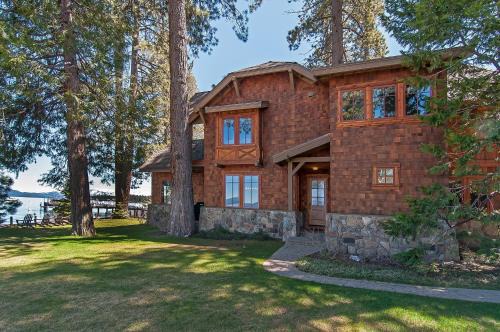 West Lake Serenity with 180-Degree Lake Views