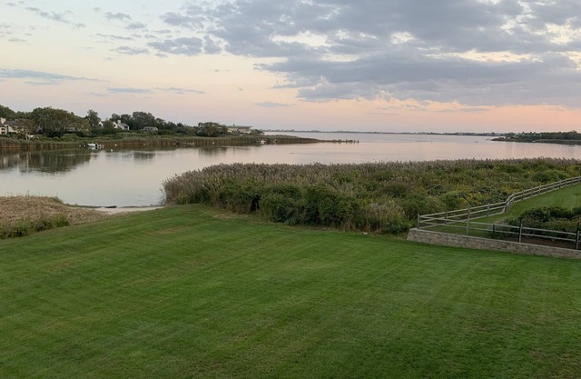 West Mecox | Bay Front mit Blick auf das südliche Wasser