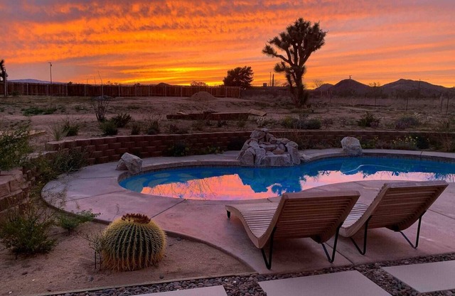 West & Wild Yucca | Hip Modern | Pool | Sleeps 10