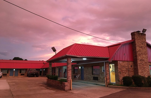 Western Motel