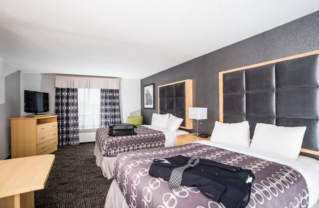 Western Star All Suites Carnduff