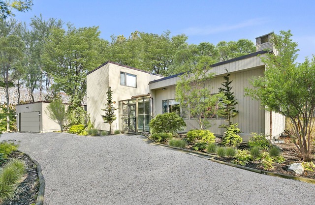 Westhampton 5 Bedroom Escape w/gunite pool, new hot tub and har-tru tennis