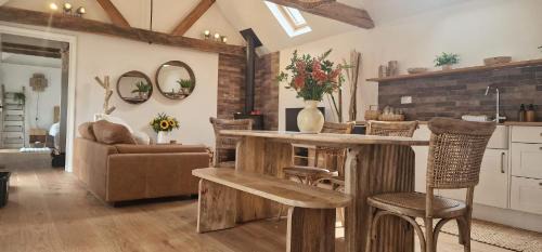 Weston Cottage 4