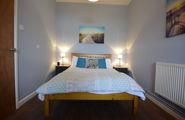 Apartment-Modern-Eigenes Badezimmer-Gartenblick-Apartment 5 Dog Friendly