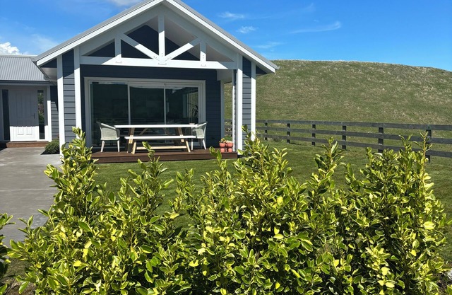 Whakaipo Ridge Retreat