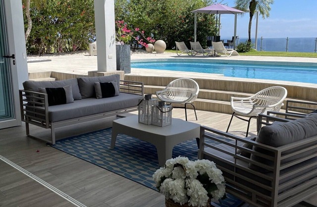 Villa Marunga Cliff House 10 mi. Von Santa Teresa
