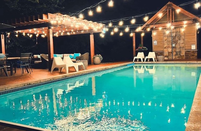 Where Friends & Family Connect 5 Acre Pool Home