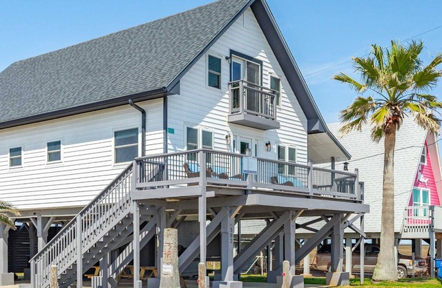 WhimSea Bay – Where the Beach Vibes are High & the Stress is Low!