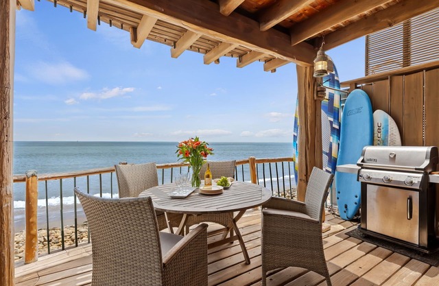 Hobbit House am Miramar Beach - ein einzigartiges Stranderlebnis!