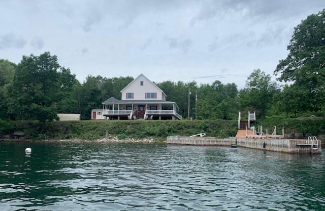 Whiskey River Cottages formerly Seaway Slips
