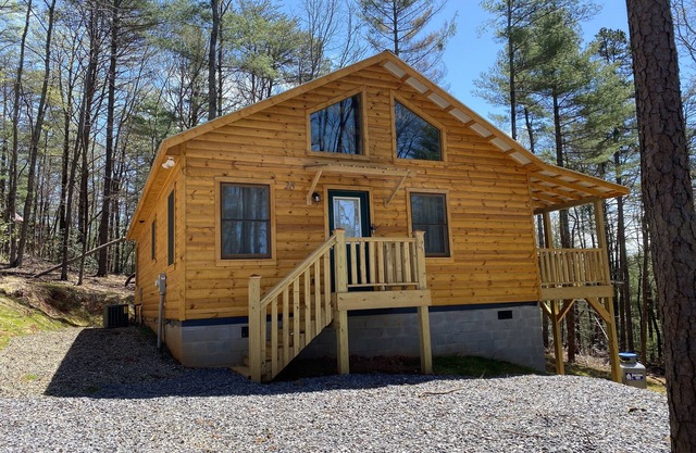 Whispering Hills Cabin - Murphy NC