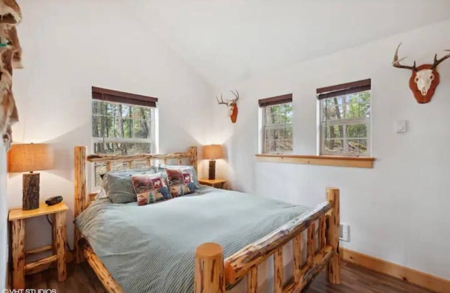 Whispering Pines, Flathead Lake Rental Cabins