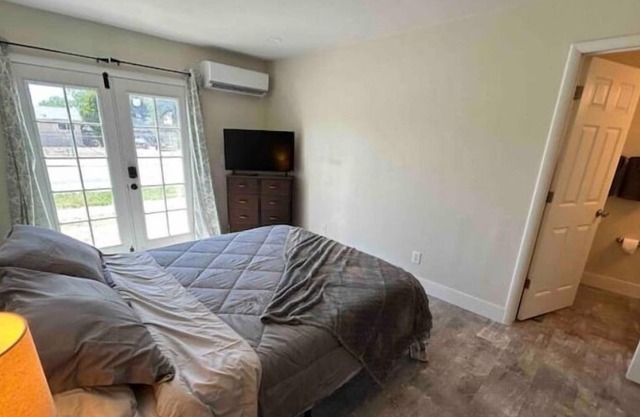 White Cottage Suite