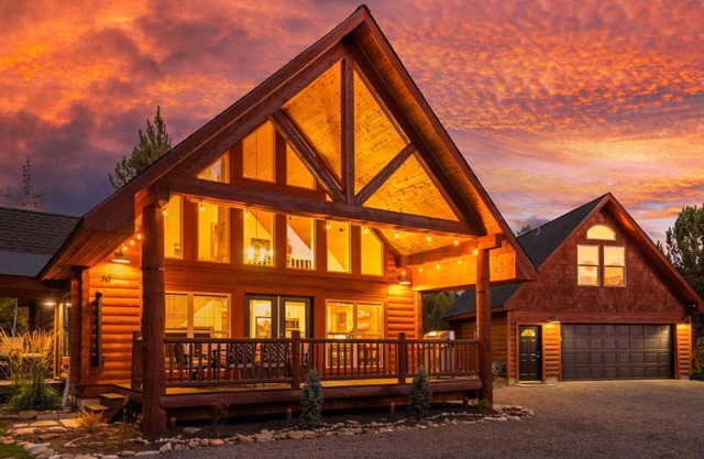 White Fir Adventures in Donnelly |Serene Pet Friendly Mountain Getaway Near McCall + Tamarack Resort