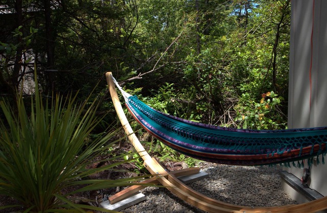 White Haus 2 - Private rainforest retreat close to beaches