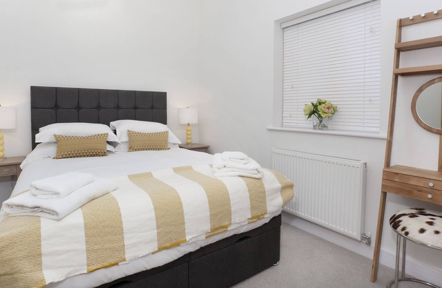 White House Luxury Apartments- Ferienwohnung B