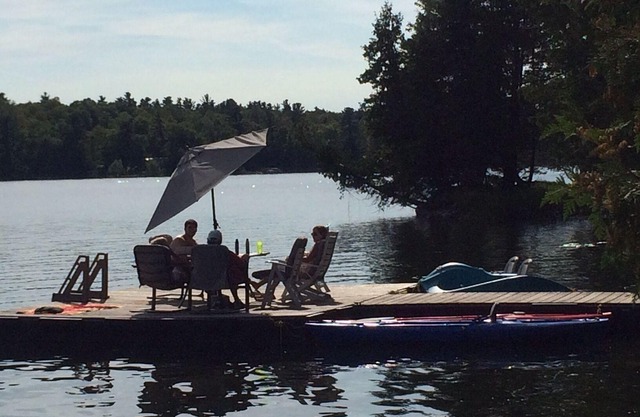 White Lake-Ufergegend-Vierjahreszeitenhaus