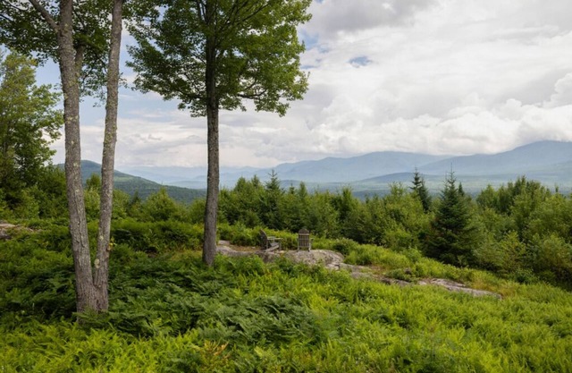 White Mountains Getaway w/Sauna & Stunning Views