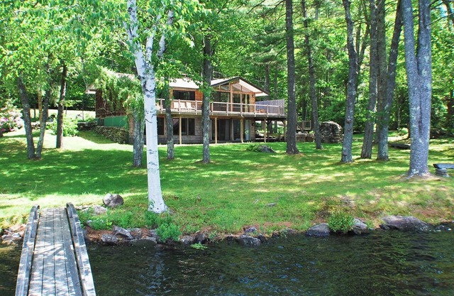 WHITE PINES - Town of Camden - Megunticook Lake